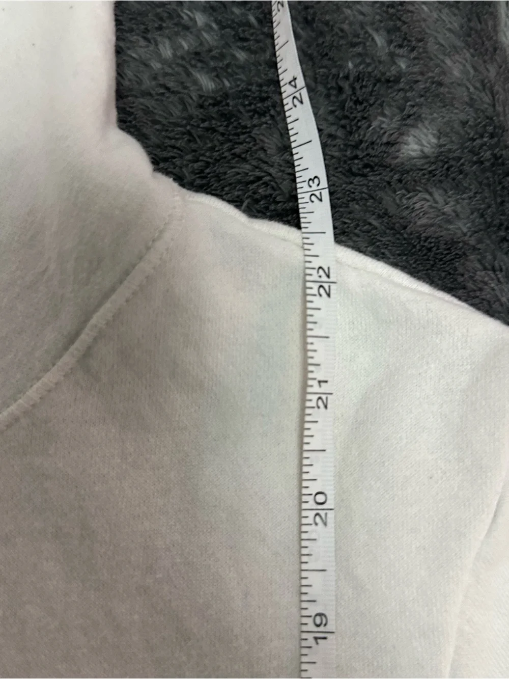 Aeropostale White Hoodie with Pink & Black Graphic - Picture 4 of 7